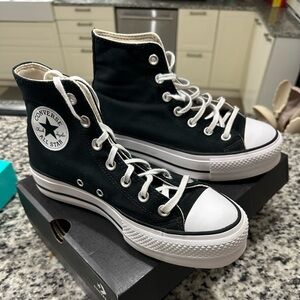 Converse Chuck Taylor All Star Lift Platform Canvas